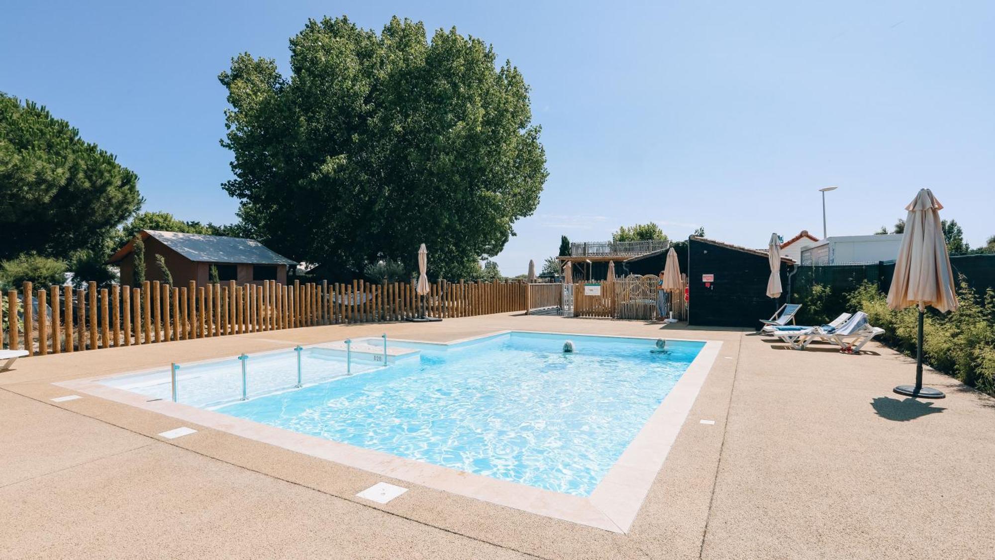 Camping La Pree Les Portes-en-Re Exterior foto