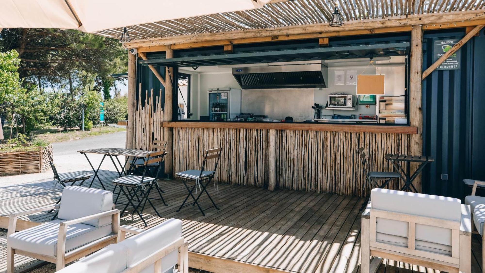 Camping La Pree Les Portes-en-Re Exterior foto