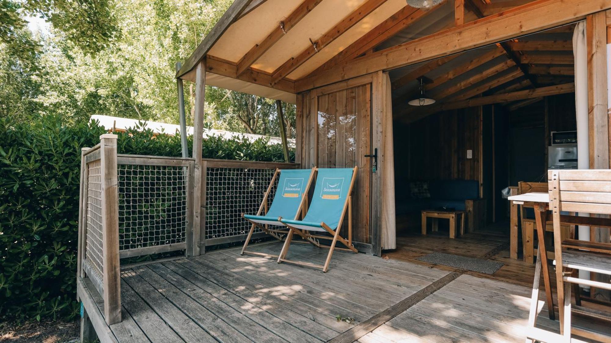 Camping La Pree Les Portes-en-Re Cameră foto