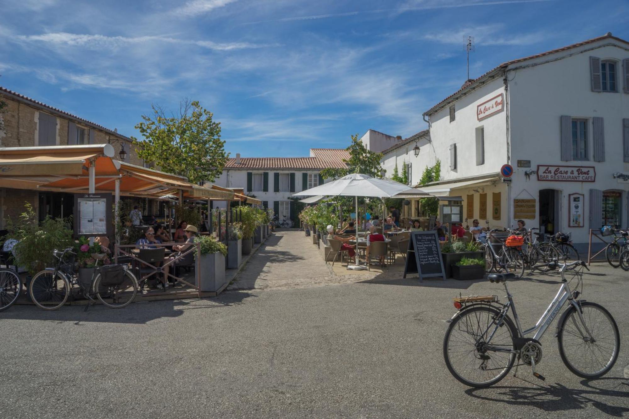 Camping La Pree Les Portes-en-Re Exterior foto